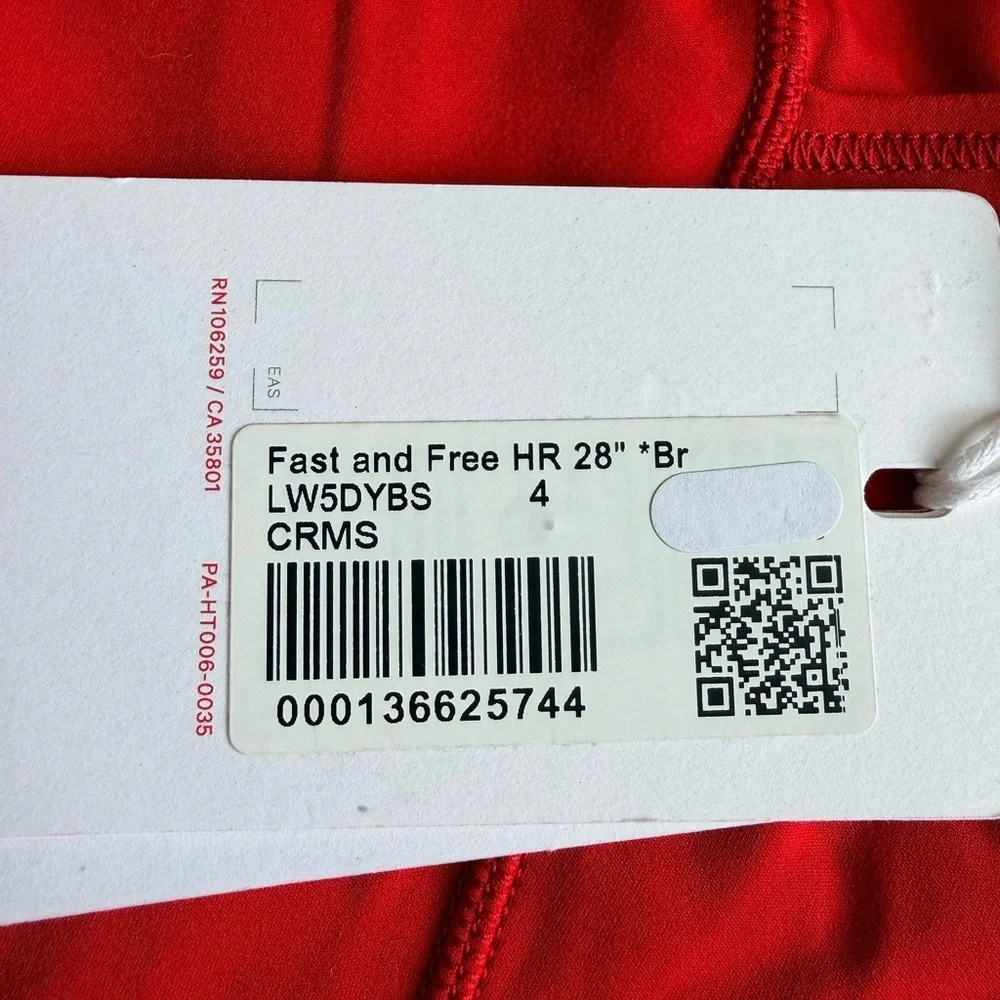 Lululemon Canada Olympic Fast and Free High-Rise Tight 28